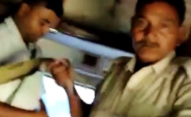 Watch: Rail Cop, Traveling Without Ticket, Lashes Out At Official