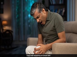घुटनों में उठते-बैठते होता है दर्द तो इस तेल से कीजिए मालिश, Knee Pain से मिलेगी राहत  घुटनों में उठते-बैठते होता है दर्द तो इस तेल से कीजिए मालिश, Knee Pain से मिलेगी राहत