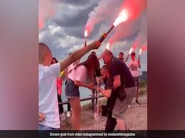 Ukrainian Defender With Special Abilities Proposes To His Girlfriend. Video Goes Viral Ukrainian Defender With Special Abilities Proposes To His Girlfriend. Video Goes Viral