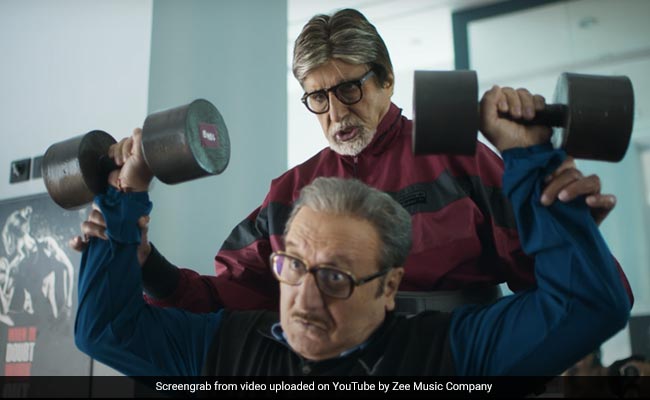 <i>Uunchai</i> Song <i>Arre Oh Uncle</i>: Amitabh Bachchan And Friends Prep For Everest