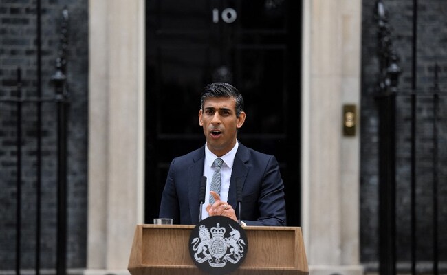 Opinion: "Smile, Rishi!" Yelled Photographers After New PM's First Speech