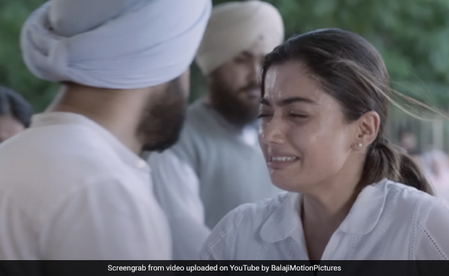 <i>Goodbye</i> Review: Rashmika Mandanna Gives Patchy Funeral Drama Rare Brighter Moments