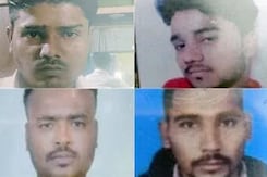 4 Sanitation Workers Die While Cleaning Underground Sewer Near Delhi 4 Sanitation Workers Die While Cleaning Underground Sewer Near Delhi