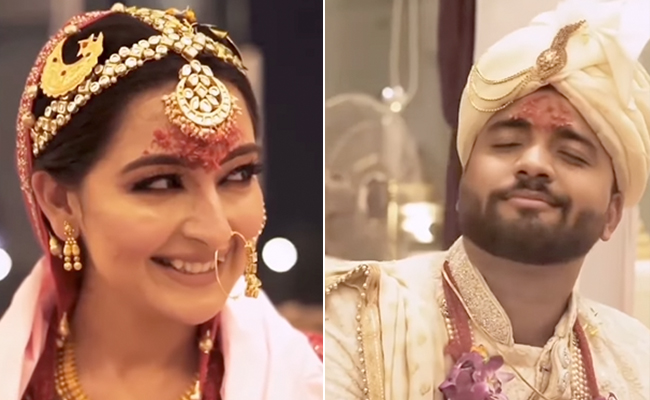 Video:मंडप में ही दूल्हा-दुल्हन का चलने लगा नैन-मटक्का, एक्सप्रेशन देख हार बैठेंगे दिल