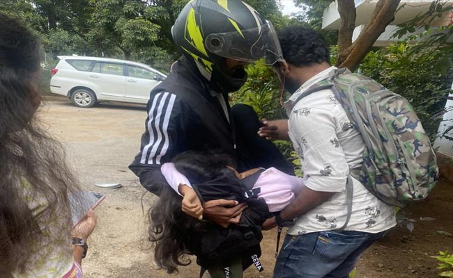 Protest In Bengaluru As Student Crushed Under Bus While Boarding