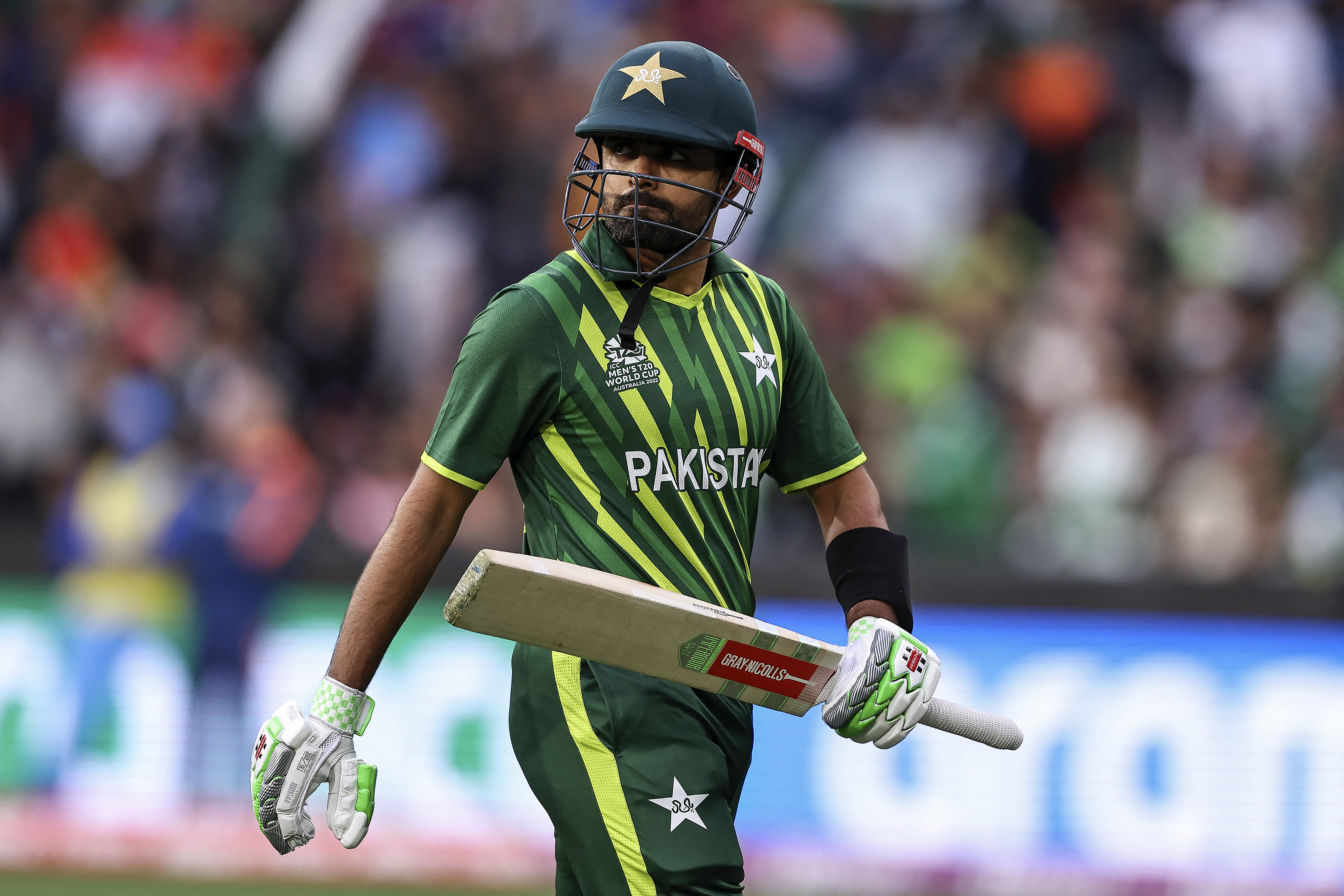 India vs Pakistan: वर्ल्ड कप में भारत ने पाकिस्तान को दी करारी शिकस्त, पाक कप्तान बाबर आजम ने बताई हार की वजह India vs Pakistan: वर्ल्ड कप में भारत ने पाकिस्तान को दी करारी शिकस्त, पाक कप्तान बाबर आजम ने बताई हार की वजह