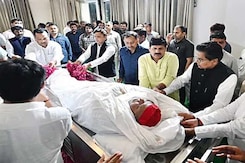 Mulayam Singh Yadav To Be Cremated Today At His Native Village In UP Mulayam Singh Yadav To Be Cremated Today At His Native Village In UP