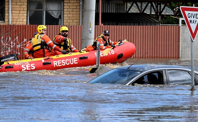 Australia Floods Swallow Cars, Houses Submerged, Melbourne Faces Emergency