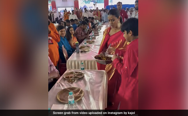 Durga Puja 2022: Kajol's Son Yug Serves <i>Bhog</i>, "Mistakes" Notwithstanding