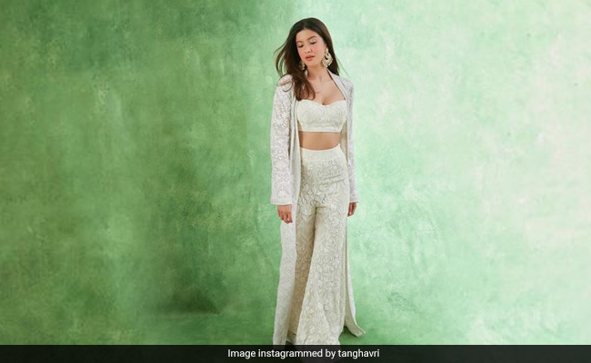 Lightweight Sharara Sets That Won't Weigh Down Your Festive Look