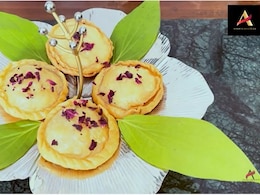 Dashami 2022: How To Make <i>Poddo Luchi</i> - The Unexplored Bread (<i>Poori</i>) Of Bengal Dashami 2022: How To Make <i>Poddo Luchi</i> - The Unexplored Bread (<i>Poori</i>) Of Bengal