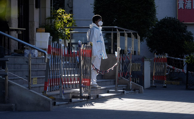 Chinese Officials' Rare Apology After Boy, 3, Dies In Harsh Lockdown