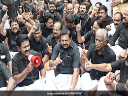 Tamil Nadu's EPS, Party Members Arrested For Protest As Rival OPS Attends Assembly Tamil Nadu's EPS, Party Members Arrested For Protest As Rival OPS Attends Assembly