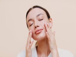 4 Beauty Tips To Make Your Skin Glow In Time For Diwali 2022 4 Beauty Tips To Make Your Skin Glow In Time For Diwali 2022