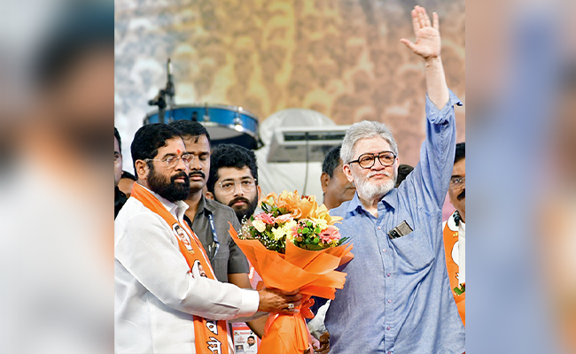 In Sena Saga, Uddhav Thackeray's Brother Pledges Support To Eknath Shinde