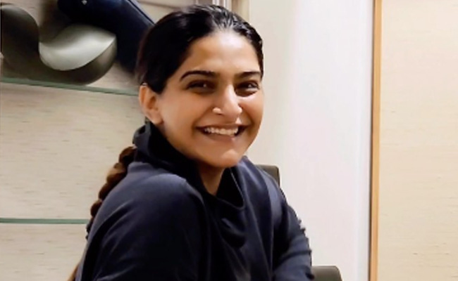 A Look At Sonam Kapoor's "Working Mom Life": "60 Days After Vayu"