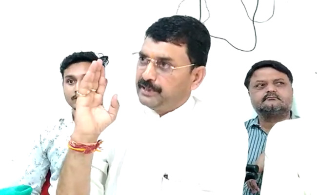 MP: BJP किसान मोर्चा के जिला अध्यक्ष राजकुमार सिंह धनौरा को पार्टी ने 6 साल के लिए किया निष्कासित