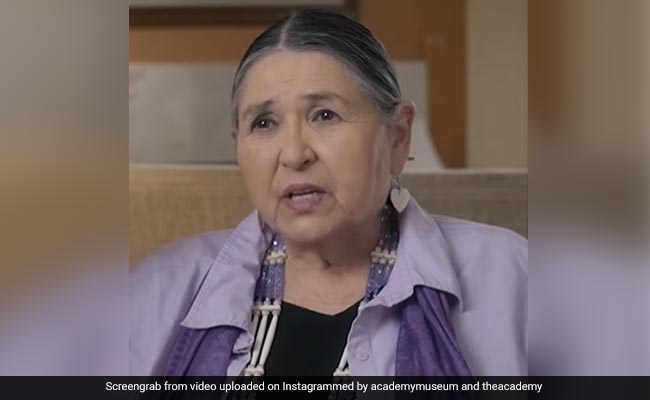 Native American Actor Sacheen Littlefeather, Who Declined Marlon Brando's Oscar, Dies At 75