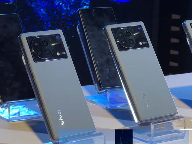 A Look at Vivo's Foldable Phones and the Future of Glass in Tech