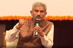 विदेश मंत्री ने चीन के साथ सीमा गतिरोध के समय प्रधानमंत्री के नेतृत्व की सराहना की विदेश मंत्री ने चीन के साथ सीमा गतिरोध के समय प्रधानमंत्री के नेतृत्व की सराहना की