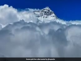 हर्ष गोयनका ने शेयर किया माउंट एवरेस्ट का लुभावना ड्रोन फुटेज, देखें वायरल Video हर्ष गोयनका ने शेयर किया माउंट एवरेस्ट का लुभावना ड्रोन फुटेज, देखें वायरल Video