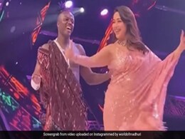 ''धक धक गर्ल'' माधुरी दीक्षित के साथ किली पॉल का जबर्दस्त डांस, दोनों की जोड़ी सुपरहिट है ''धक धक गर्ल'' माधुरी दीक्षित के साथ किली पॉल का जबर्दस्त डांस, दोनों की जोड़ी सुपरहिट है