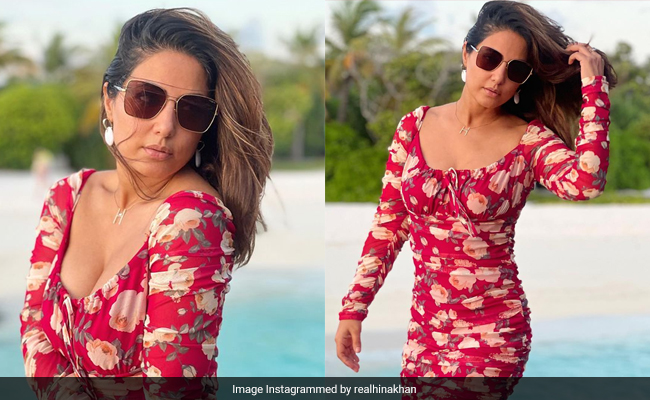 It's Easy To "Catch A Glimpse" Of Hina Khan On Holiday In A Floral Dress