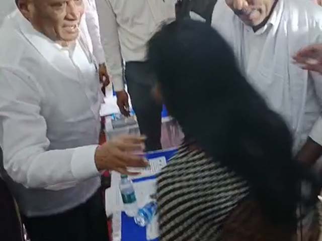 Video: Karnataka Minister Slaps Woman, She Touches His Feet For Blessings
