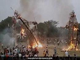 हरियाणा में रावण दहन के दौरान लोगों पर गिरा पुतला, कई घायल हरियाणा में रावण दहन के दौरान लोगों पर गिरा पुतला, कई घायल