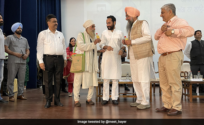 150 Farmers Honoured In Punjab For Not Burning Crop Residue In 5 Years