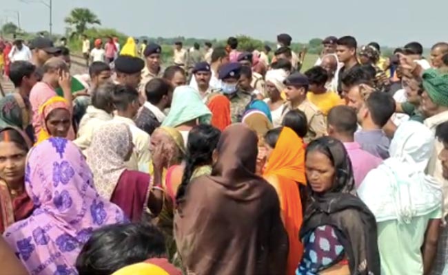 चिट को लव लेटर समझी लड़की, भाइयों से करवा दी नृशंस हत्या; टुकड़ों में मिला शव