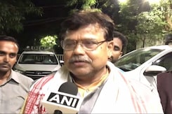 "I Will Remain Barefoot Until...": Madhya Pradesh Minister's Vow "I Will Remain Barefoot Until...": Madhya Pradesh Minister's Vow