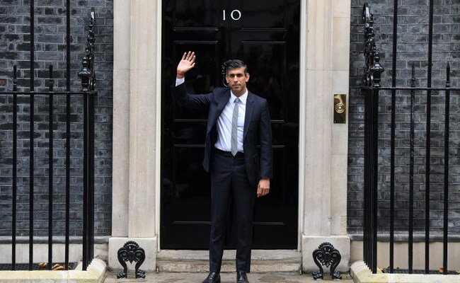 Opinion: Rishi Sunak's Perfectly-Crafted First Speech - by Rajmohan Gandhi