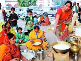 Chhath Puja Prasad Recipes 2025: ठेकुआ, रसिया, कसार के लड्डू बनाने की पूरी विधि Chhath Puja Prasad Recipes 2025: ठेकुआ, रसिया, कसार के लड्डू बनाने की पूरी विधि