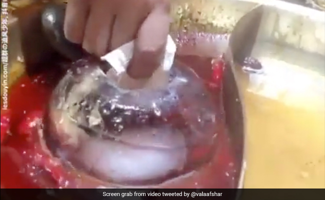 Viral Video Shows Amazing Method Of Removing Excess Fat From Food