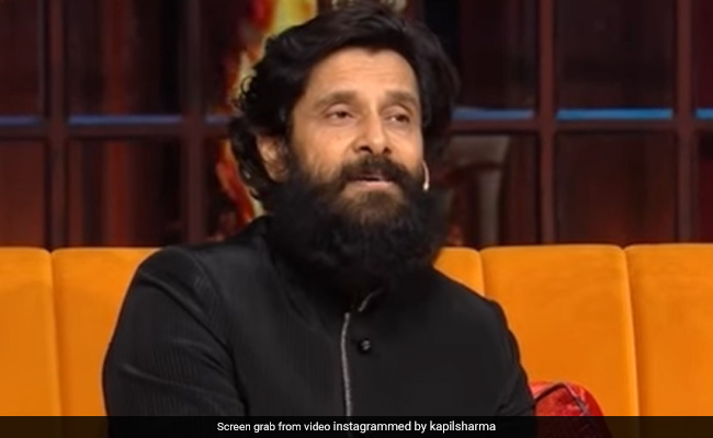 Watch: Vikram Sings Hariharan's <i>Tu Hi Re</i> On The Kapil Sharma Show