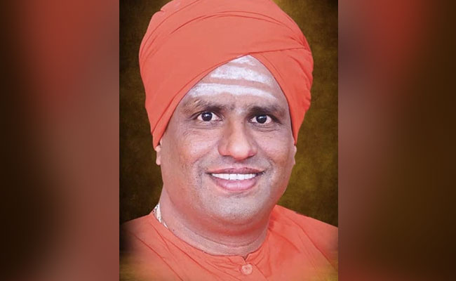 Karnataka Lingayat Seer Found Hanging, Cops Find Blackmail Angle In 2-Page Suicide Note