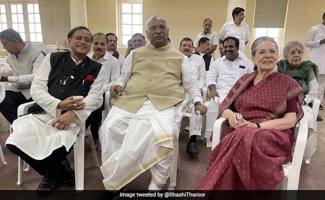 Shashi Tharoor Shares Pic Of Him With M Kharge, Sonia Gandhi. See Post