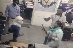Video: Woman Bank Manager In Rajasthan Fights Off Armed Robber With A Plier Video: Woman Bank Manager In Rajasthan Fights Off Armed Robber With A Plier