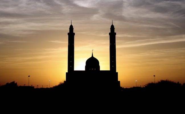 Mob Of 200 Attacks Mosque In Gurugram, Threaten Worshippers