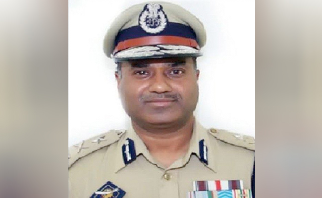 जम्मू कश्मीर के डीजी जेल हेमंत लोहिया की हत्या, पुलिस को घरेलू सहायक पर शक