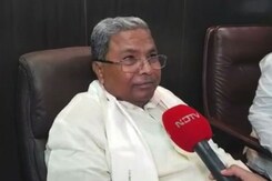 "Mallikarjun Kharge Will Win": Congress' Siddaramaiah After Casting Vote "Mallikarjun Kharge Will Win": Congress' Siddaramaiah After Casting Vote