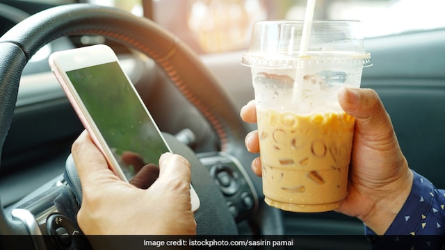 Avoid distractions when eating food as it may lead to overeating