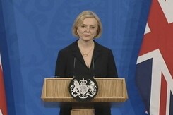 Resign Or Be Pushed? Scenarios Facing UK's Embattled PM Liz Truss Resign Or Be Pushed? Scenarios Facing UK's Embattled PM Liz Truss