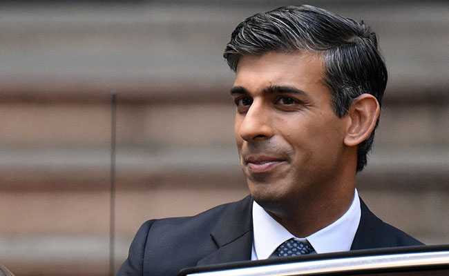 "Sunak Stability": Pound Recovers A Little But New PM Inherits A Recession