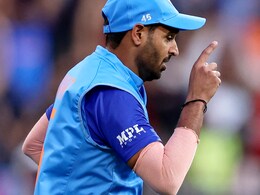 "<i>Ek Baar Ho Gayi Cheezein Kharab...</i>: Bhuvneshwar Kumar On His Poor Death Bowling In Asia Cup