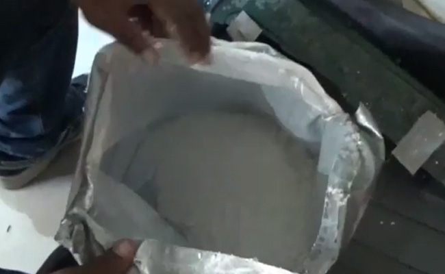 Rs 50 Crore Cocaine Seized From Woman In Delhi. Source Linked To Mumbai
