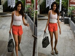 Like Janhvi Kapoor, A Pop Of Colour With A Spunky Pair Of Workout Shorts Can Do Wonders Like Janhvi Kapoor, A Pop Of Colour With A Spunky Pair Of Workout Shorts Can Do Wonders