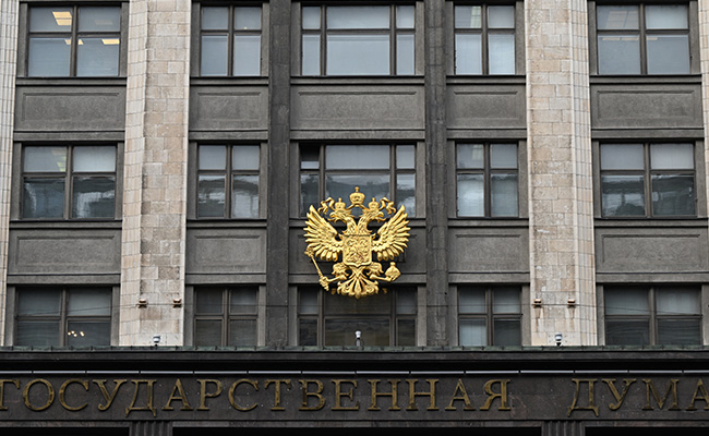 New Russian Law To Strip Acquired Citizenship For Discrediting Ukraine Op