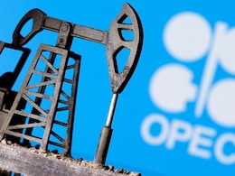 OPEC+ Makes Symbolic Oil Hike, Sees Long Supply Hit From Iran War